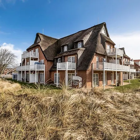 Büsumer Reethus 3 1 Dünengras * Büsum